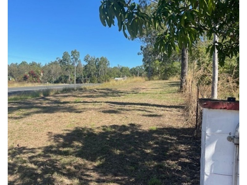 401 Midge Point Rd, Bloomsbury QLD 4799