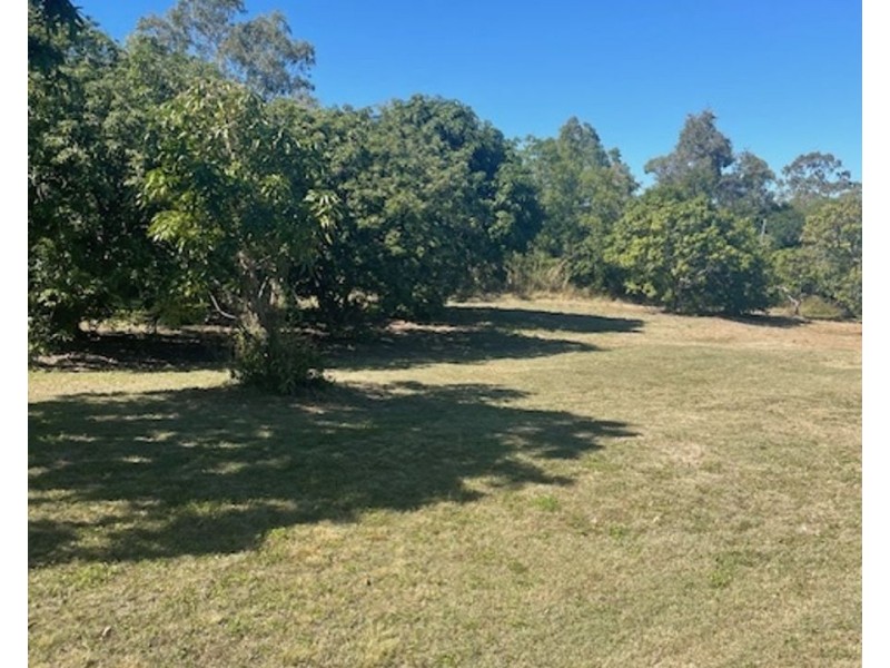 401 Midge Point Rd, Bloomsbury QLD 4799