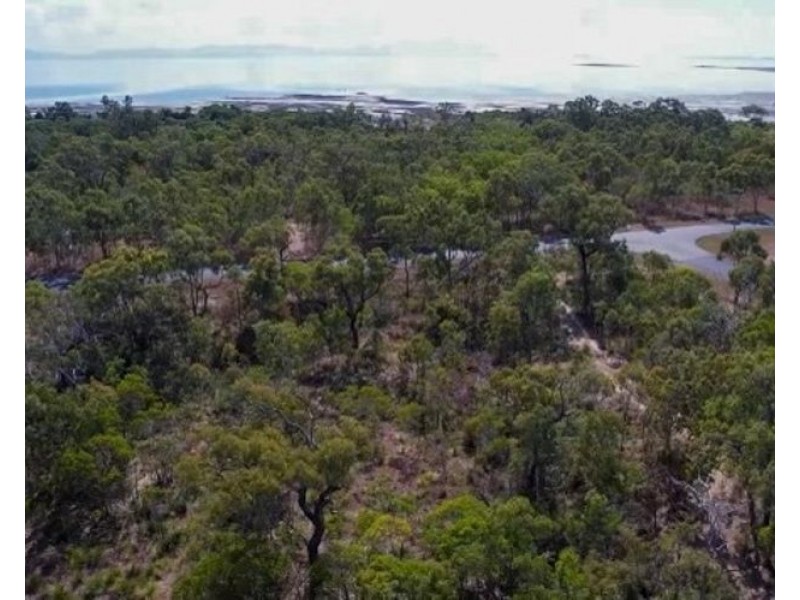 35 O’FLYNN CRESCENT, Midge Point QLD 4799