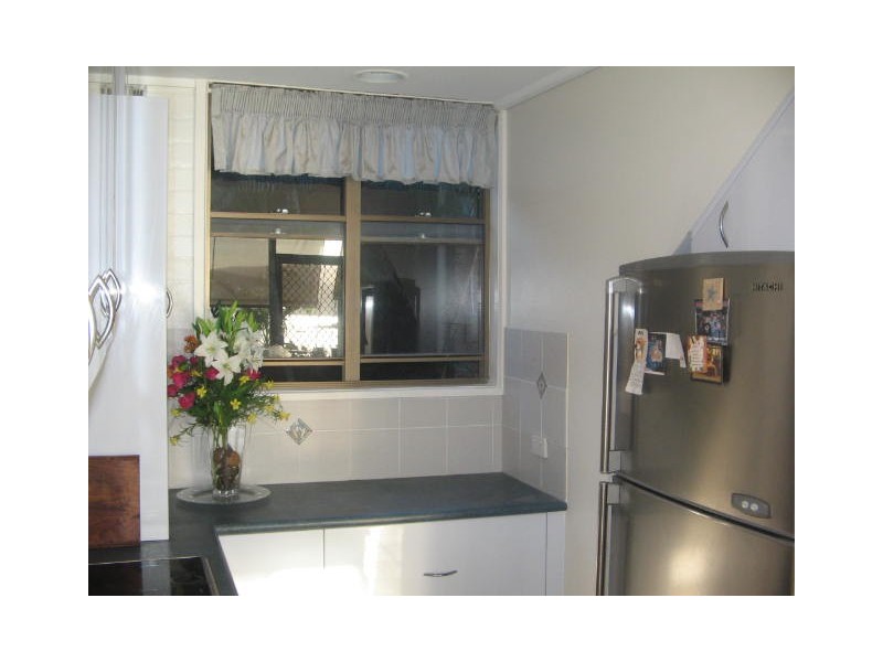 UNIT 10    VICTORIA TOWERS LEWIS ST, Airlie Beach QLD 4802