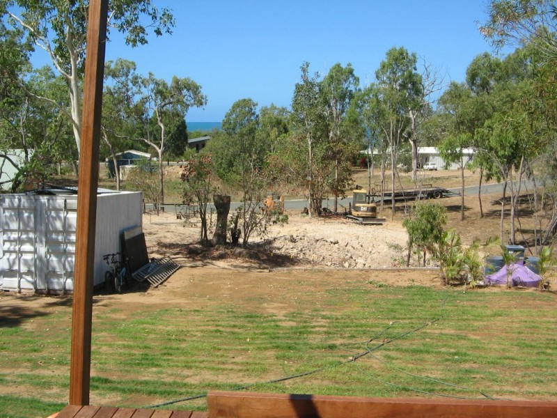 19 RATTRAY AVE, Hideaway Bay QLD 4800