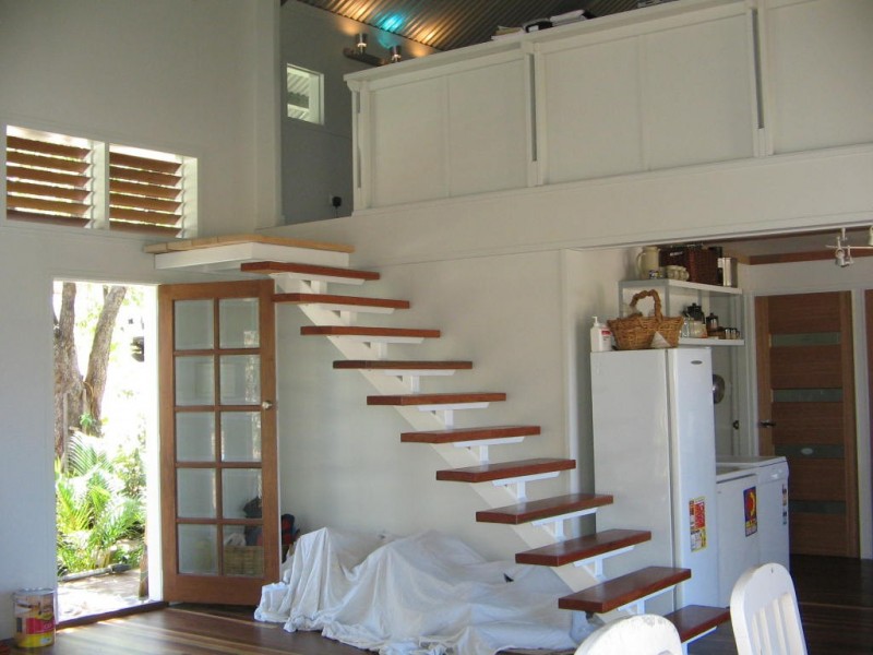 19 RATTRAY AVE, Hideaway Bay QLD 4800