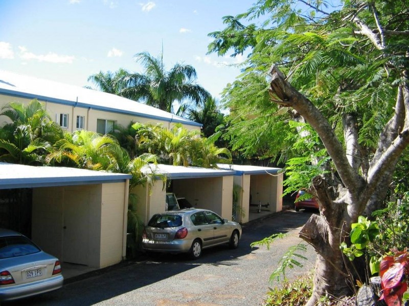 11 ISLAND DRIVE, Cannonvale QLD 4802