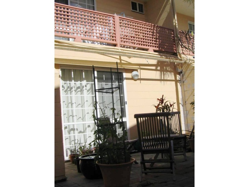 11 ISLAND DRIVE, Cannonvale QLD 4802