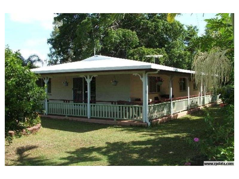 13  BUNDESEN AVE, Midge Point QLD 4799