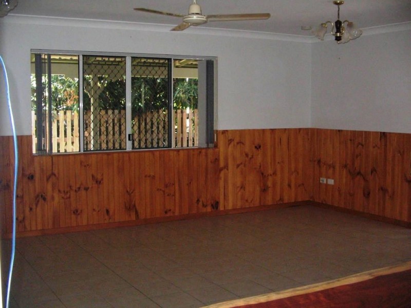 13  BUNDESEN AVE, Midge Point QLD 4799