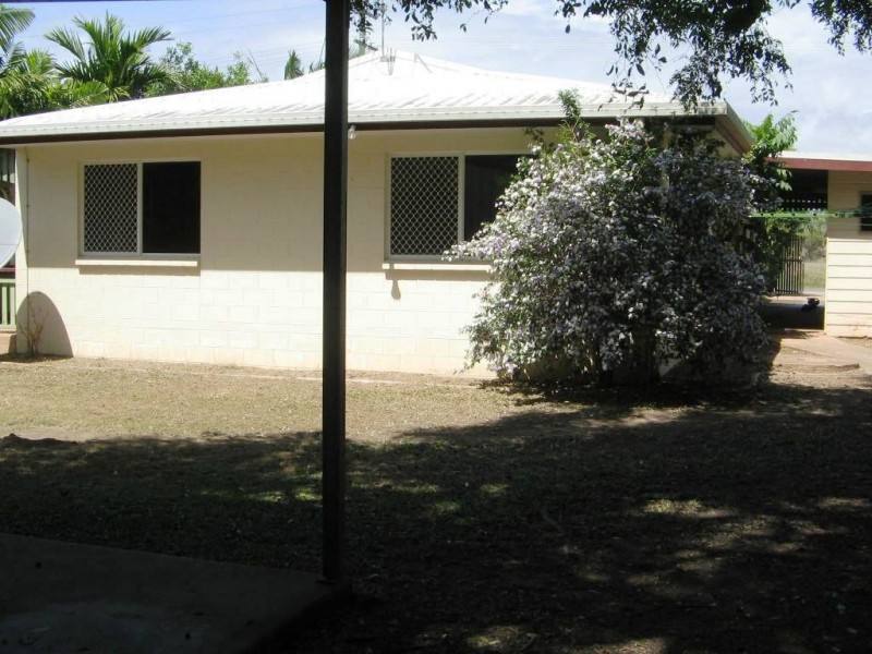 13 BUNDESEN AVE MIDGE POINT 4799, Whitsundays QLD 4802