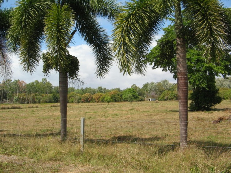 LOT 13  BUNDESEN AVE MIDGE POINT 4799, Whitsundays QLD 4802