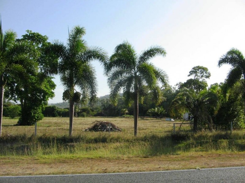 LOT 13  BUNDESEN AVE MIDGE POINT 4799, Whitsundays QLD 4802