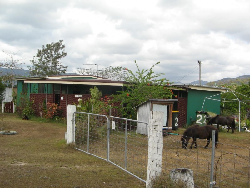 70 PETERS ROAD BLOOMSBURY, Midge Point QLD 4799