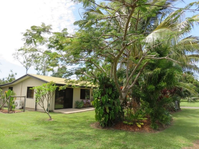 29 Bundesen Ave, Midge Point QLD 4799