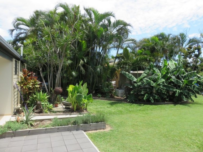 29 Bundesen Ave, Midge Point QLD 4799