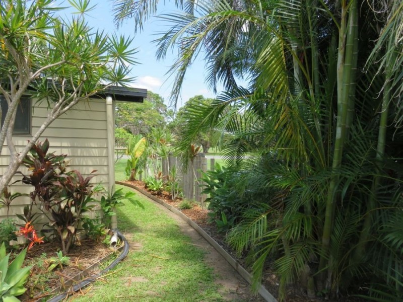 29 Bundesen Ave, Midge Point QLD 4799