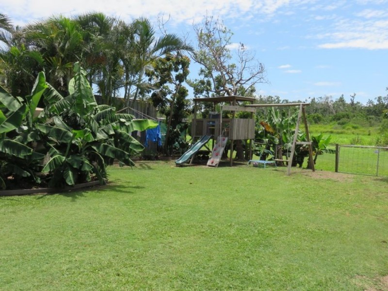 29 Bundesen Ave, Midge Point QLD 4799