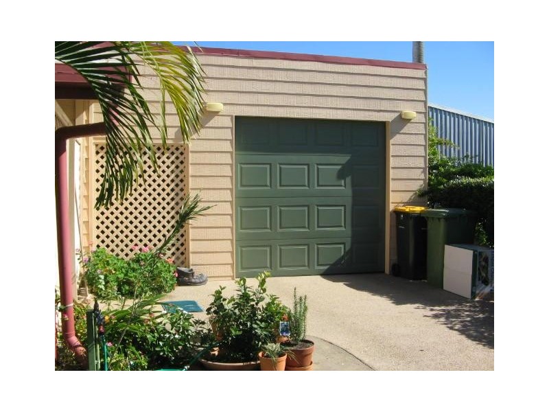 4 BURTON ST MIDGE POINT  4799, Whitsundays QLD 4802