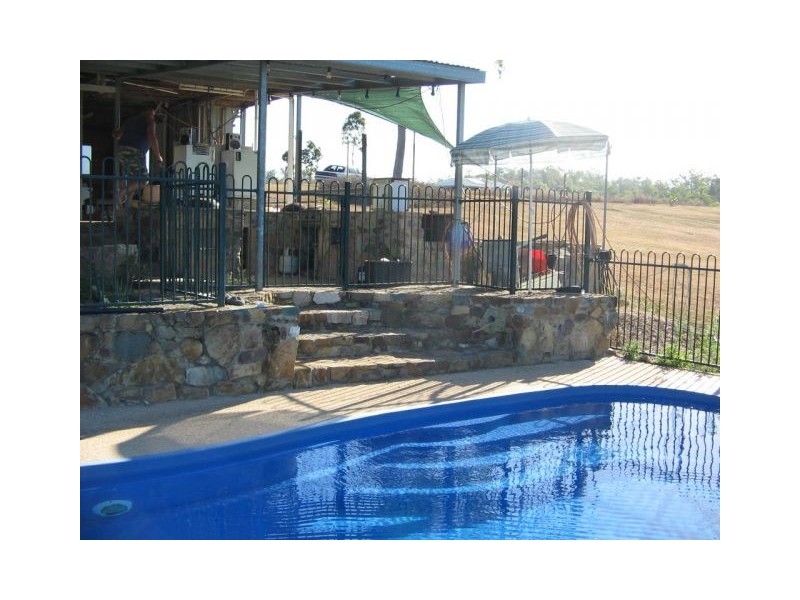 155 WHITSUNDAY DRIVE, Bloomsbury QLD 4799