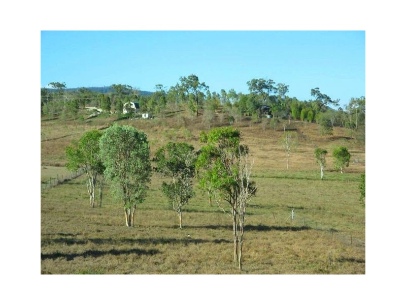 155 WHITSUNDAY DRIVE, Bloomsbury QLD 4799