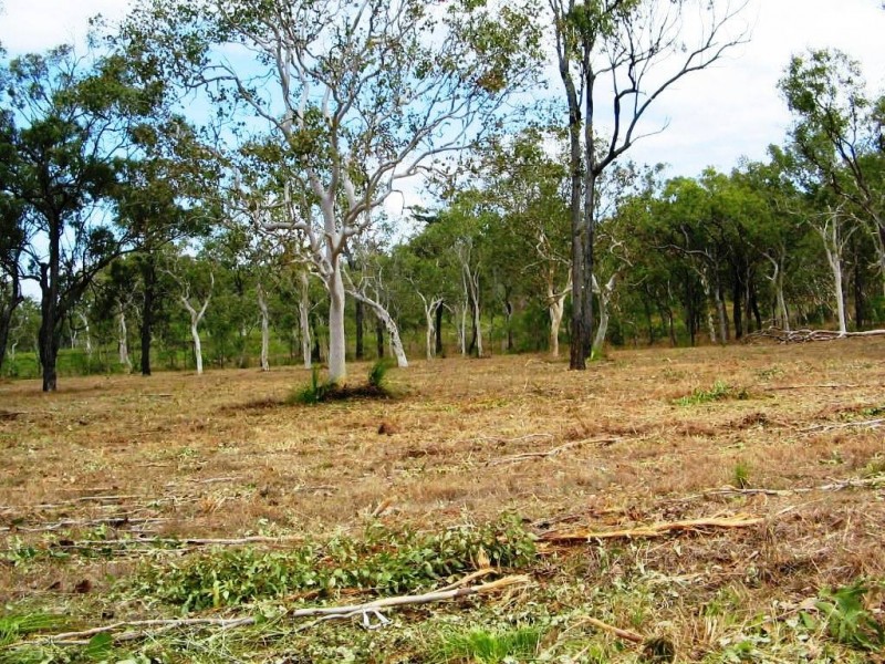 LOT 4  OFLYNN CRES MIDGE POINT QLD 4799, Whitsundays QLD 4802