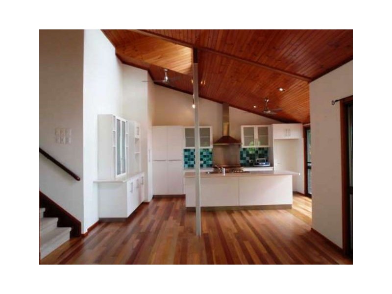 13 WOODWARK CRESCENT, Cannonvale QLD 4802