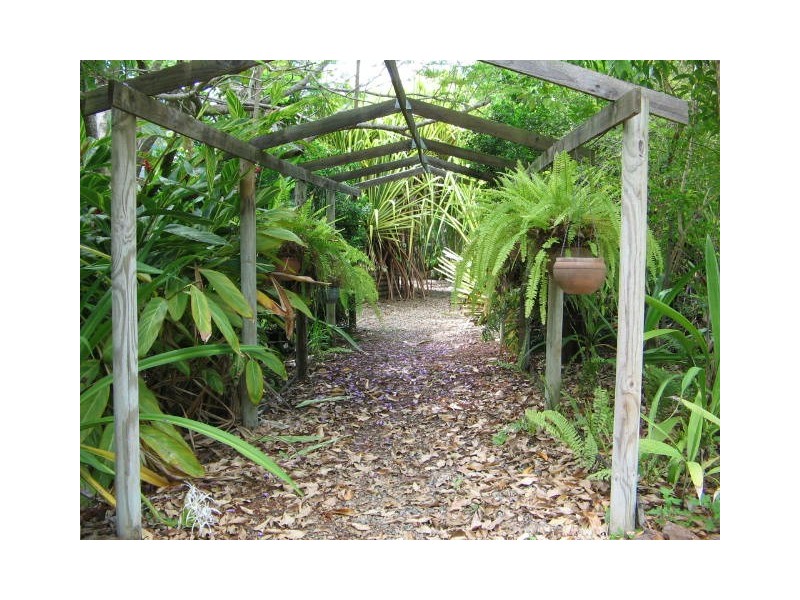 MIDGE POINT ROAD, Bloomsbury QLD 4799