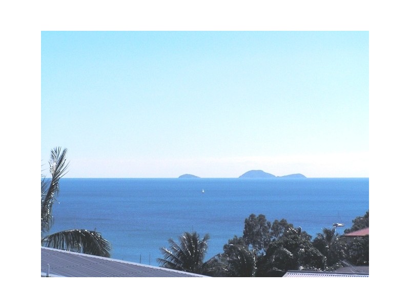 UNIT 14 VICTORIA TOWERS LEWIS ST AIRLIE BEACH, Whitsundays QLD 4802