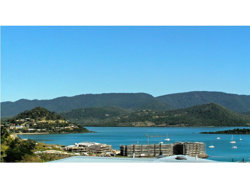 UNIT 14 VICTORIA TOWERS LEWIS ST AIRLIE BEACH, Whitsundays QLD 4802