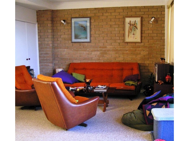 2 LEWIS ST  U 14 VICTORIA TOWERS, Airlie Beach QLD 4802