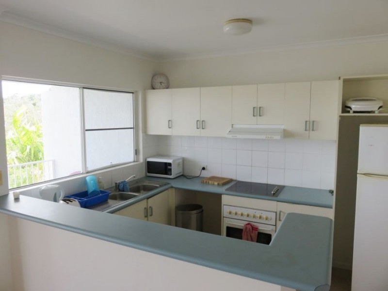 UNIT 15 REEFSIDE VILLAS 12 ESHELBY DRIVE, Cannonvale QLD 4802