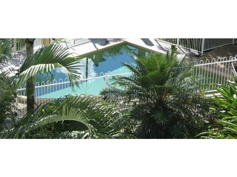 UNIT 15 REEFSIDE VILLAS 12 ESHELBY DRIVE, Cannonvale QLD 4802