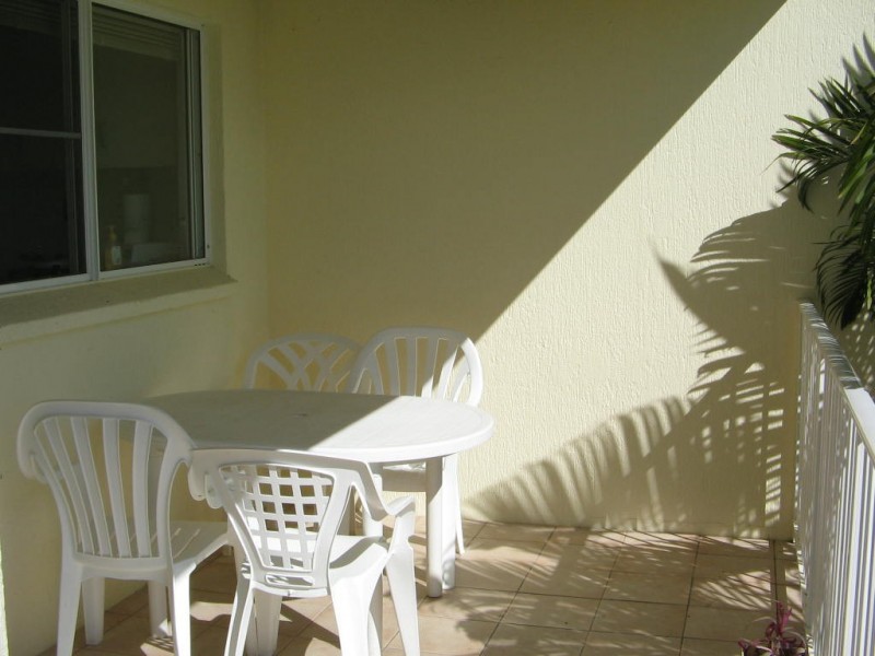 UNIT 22  REEFSIDE VILLAS ESHELBY DRIVE CANNONVALE, Whitsundays QLD 4802