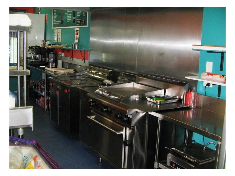 SHOP 7 HOOKIN TAKEAWAY LAGUNA PLAZA, Midge Point QLD 4799