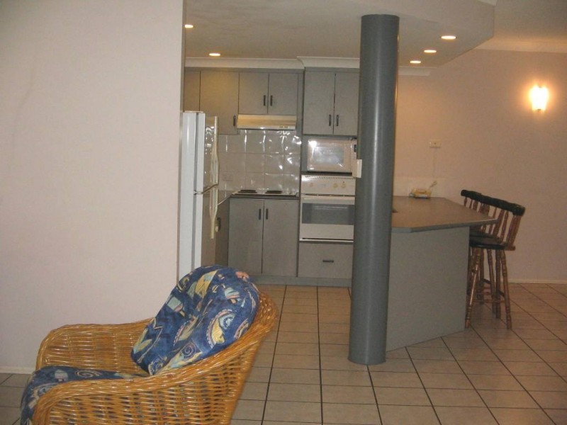 UNIT 23 SAILZ VILLAS CANNONVALE, Whitsundays QLD 4802
