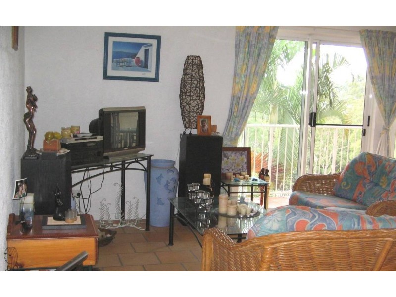 UNIT 2  REEFSIDE ESHELBY DR CANNONVALE, Whitsundays QLD 4802