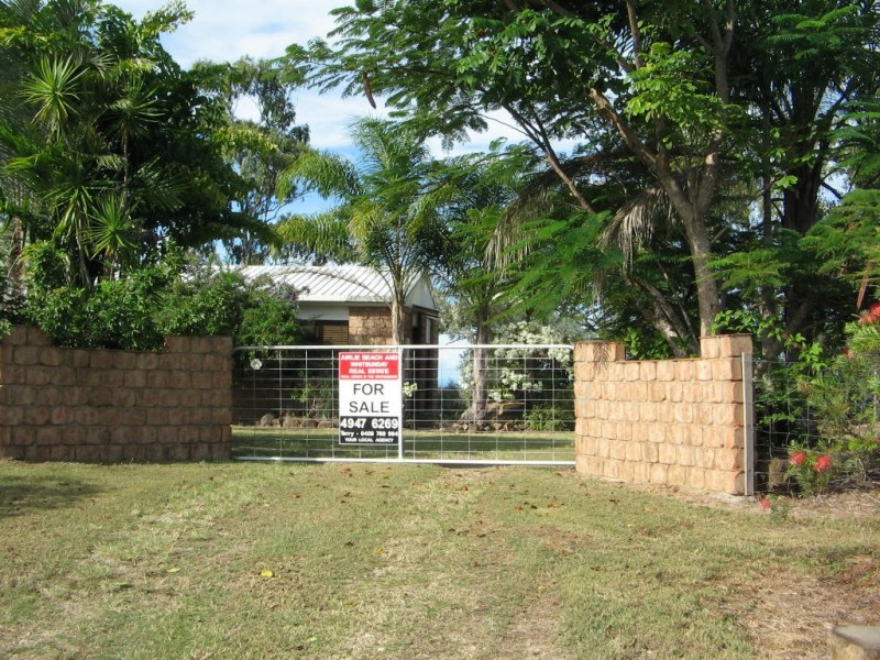 134 LINDEMAN DR BLOOMSBURY, Midge Point QLD 4799