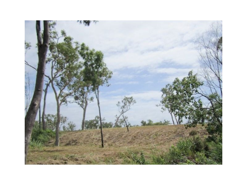 2 McKELLAR ST, Midge Point QLD 4799