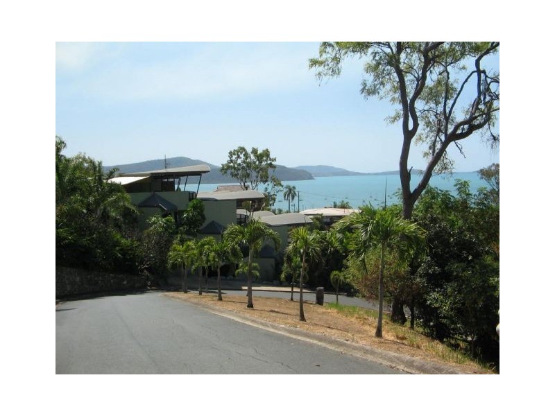 6 NARA AVE AIRLIE BEACH, Whitsundays QLD 4802