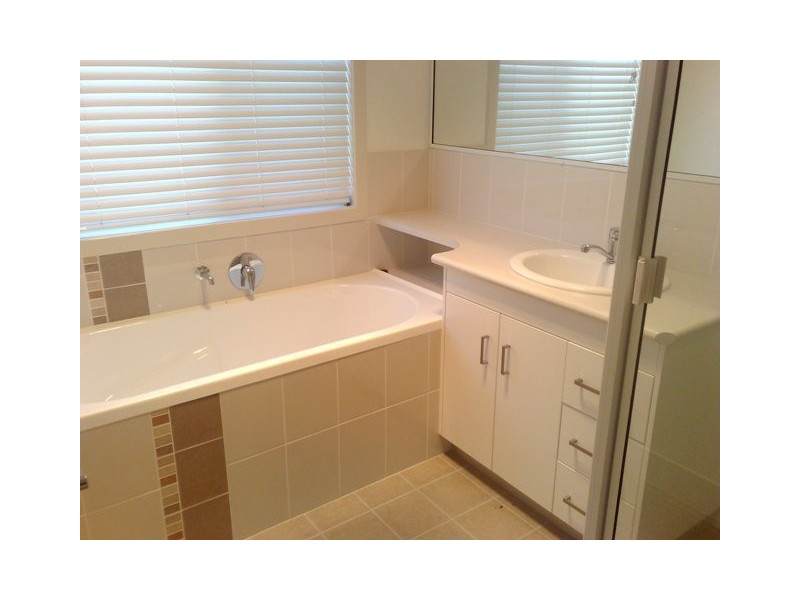 1 HONEY MYRTLE STREET, Proserpine QLD 4800