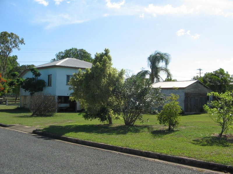 56  ANZAC ROAD, Proserpine QLD 4800