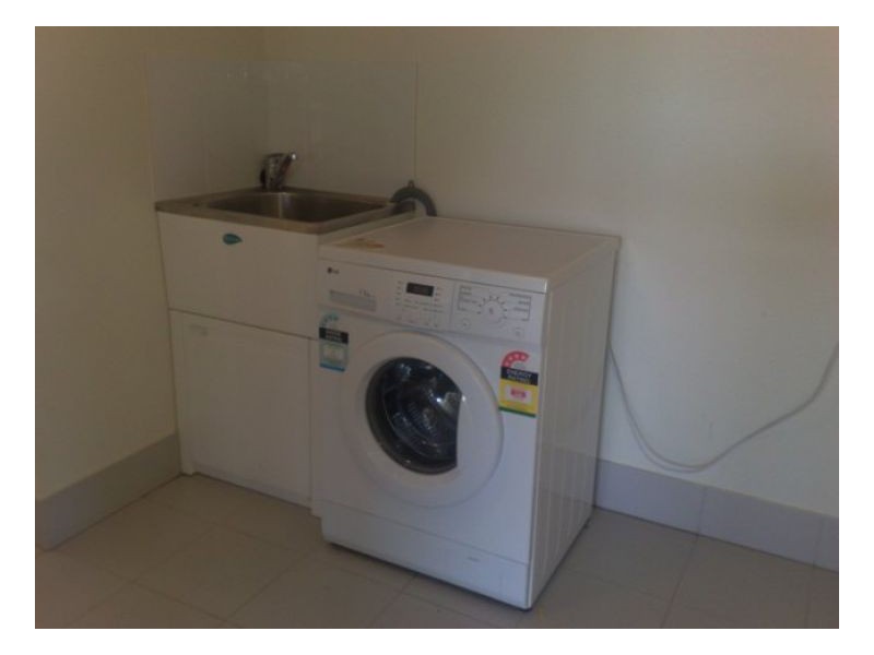 3/16 MARATHON ST, Proserpine QLD 4800