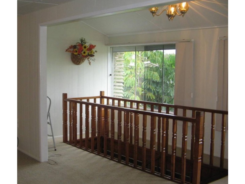 8 EDWARD STREET, Proserpine QLD 4800