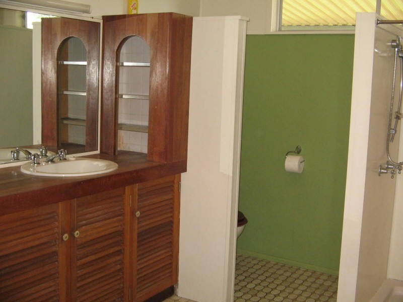 8 EDWARD ST PROSERPINE, Whitsundays QLD 4802