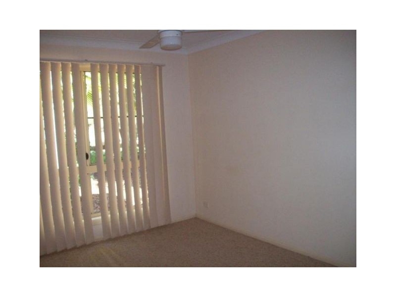 UNIT 2 23 MARINE PARADE, Midge Point QLD 4799