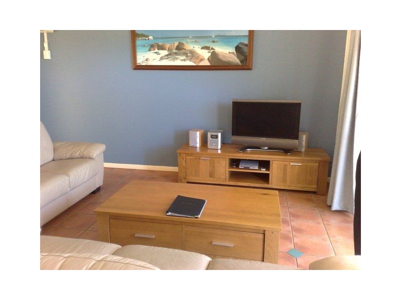 UNIT 33/ 12 REEFSIDE VILLAS CANNONVALE, Whitsundays QLD 4802