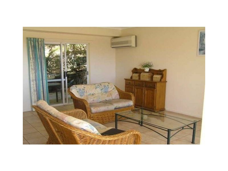 UNIT 25 REEFSIDE VILLAS 12 ESHELBY DRIVE, Cannonvale QLD 4802