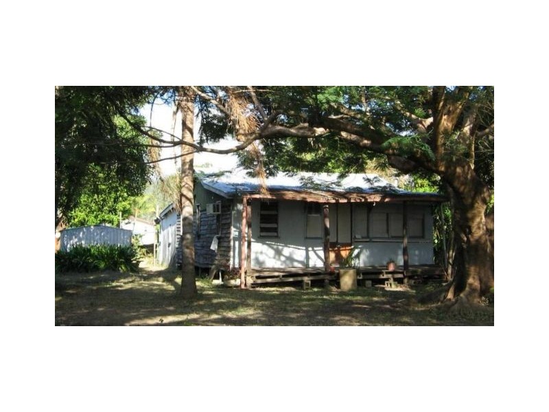 8 CHURCH STREET, Calen QLD 4798