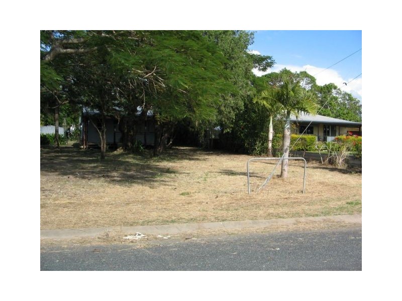 8 CHURCH STREET, Calen QLD 4798