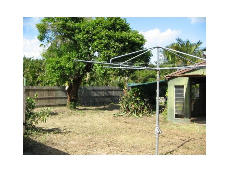 8 CHURCH STREET, Calen QLD 4798