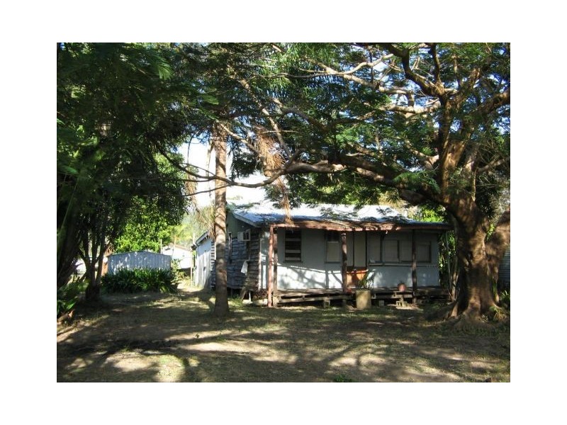 8 CHURCH ST CALEN 4798, Mackay QLD 4740