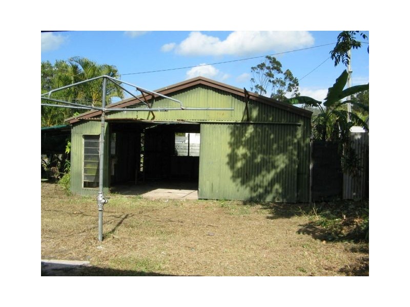 8 CHURCH ST CALEN 4798, Mackay QLD 4740