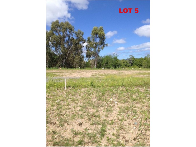4 (LOT 5) ELLE COURT, Armstrong Beach QLD 4737
